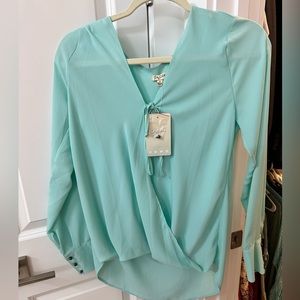 New with tags blouse!